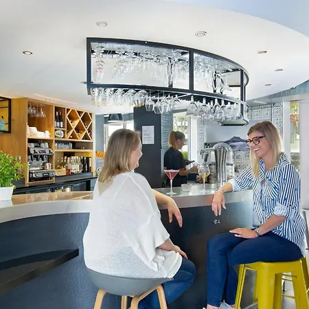 Campanile Ferrand Centre Hotel 3*