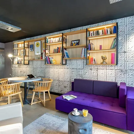 Hotel Campanile Ferrand Centre 3*