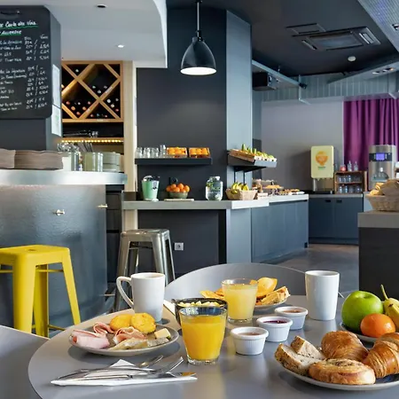 Campanile Ferrand Centre Hotel 3*