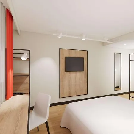 Отель Ibis Clermont Ferrand Centre Stade 3*