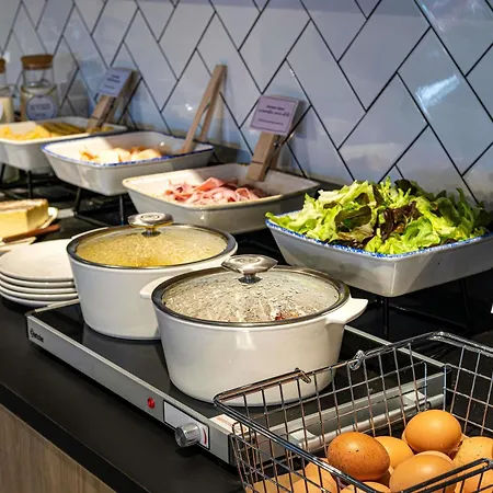 Ibis Centre Stade Hotel 3*