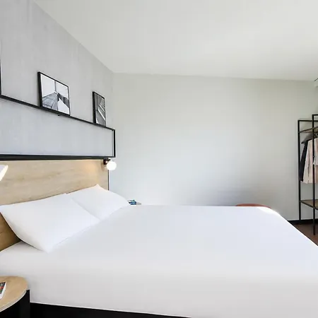 Ibis Centre Stade 酒店 3*
