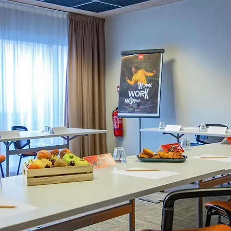Отель Ibis Centre Stade Клермон-Ферран