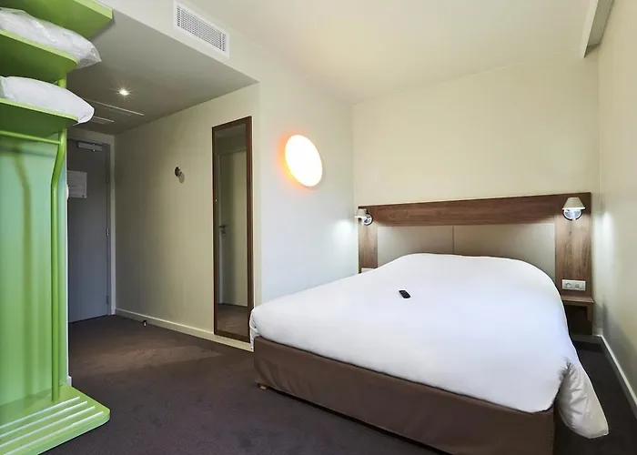 Отель Ibis Clermont Ferrand Centre Stade 3*