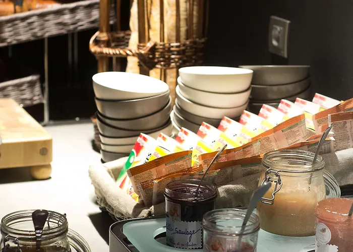 Отель Ibis Clermont Ferrand Centre Stade