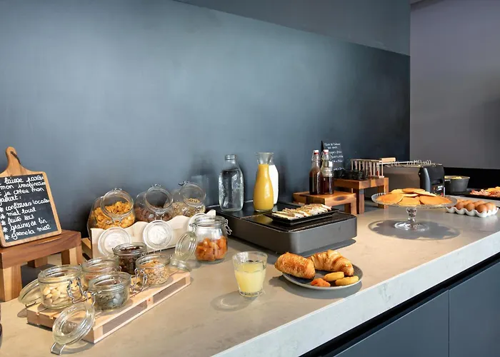 Campanile Ferrand Centre 3*