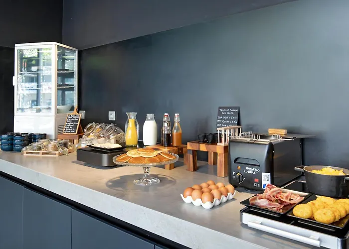 Campanile Ferrand Centre Hotell 3*